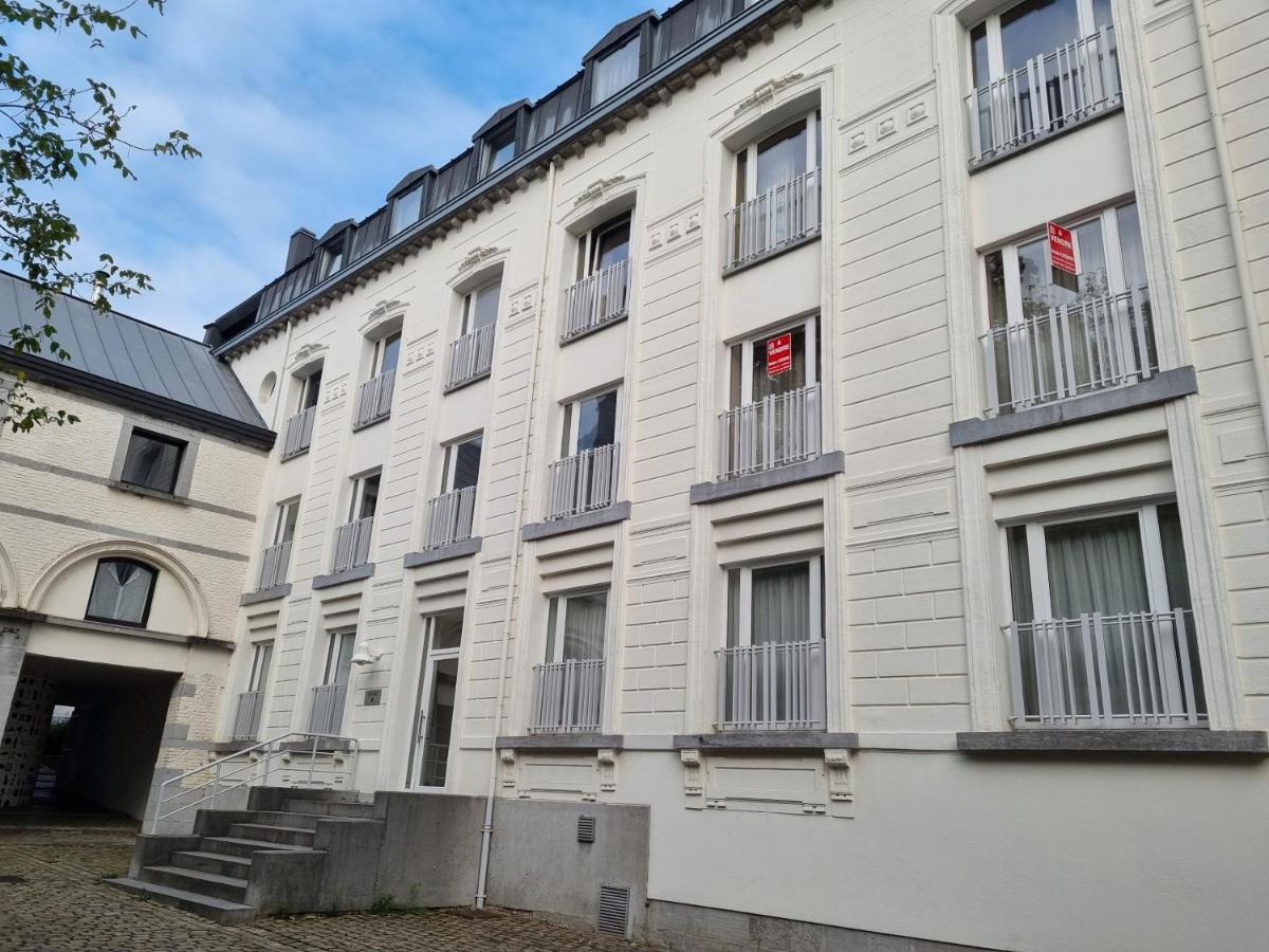 Logement Dans Le Coeur Historique De Mons Exterior photo
